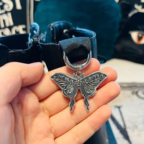 Gothic Lunar Moth Boot Charm With engraved Moon Phase, Silver Tone - Picture 4 of 6